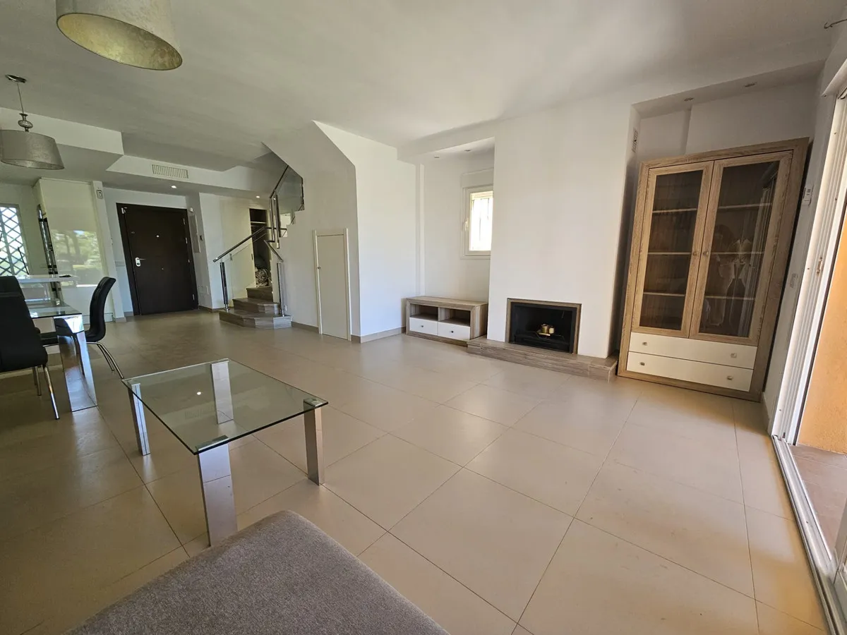 ecd9b386-1307-47b4-a12f-414c301f74b1