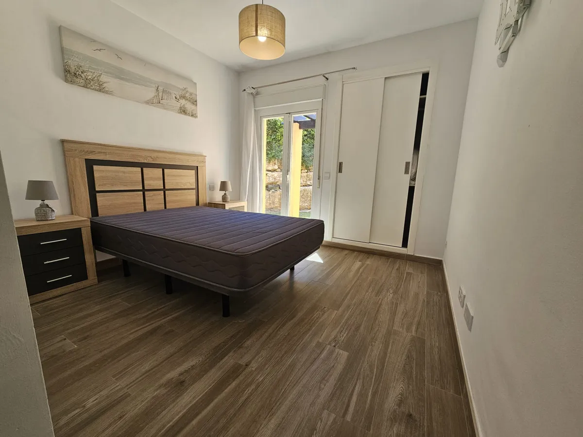 f54b977c-da3d-4e02-a7e9-2671ac42a191