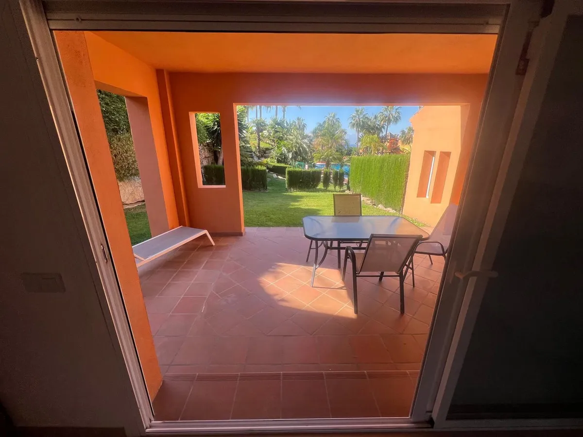 2bd3d331-18a4-4a4f-b735-3d3bdc83eead