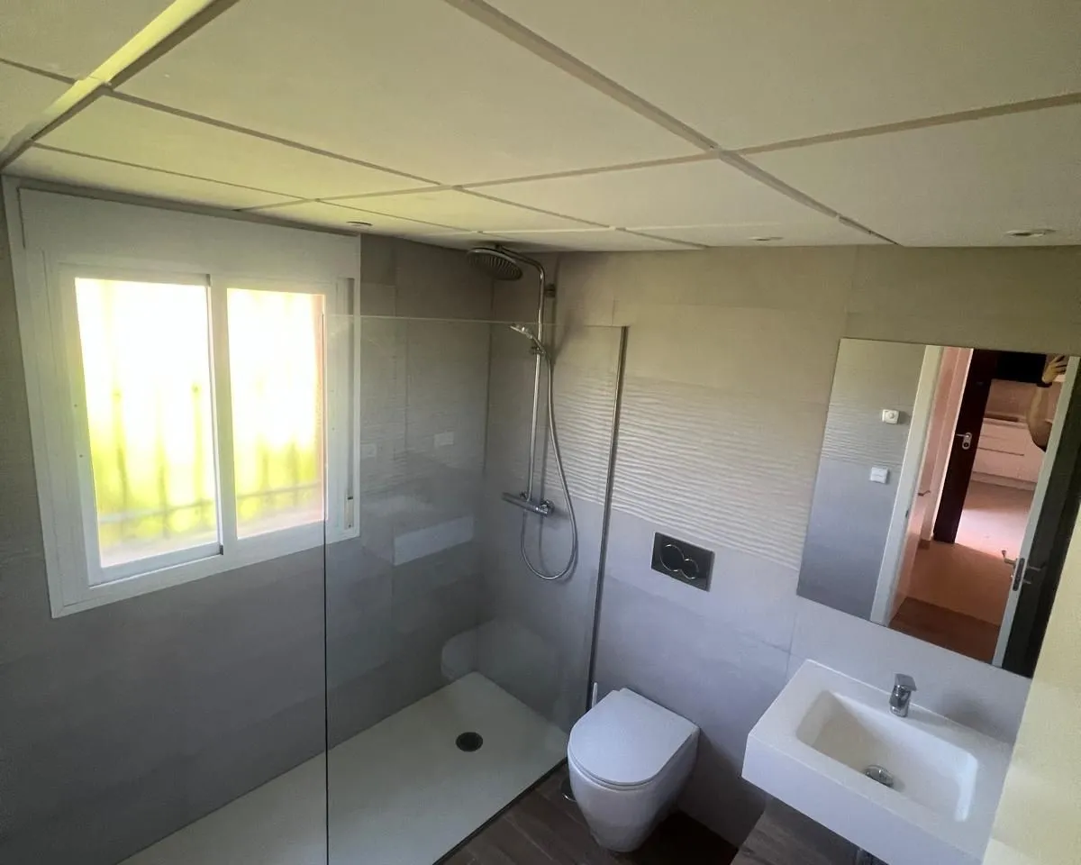 b481d5ad-30a7-4634-b9cd-0d6946919f6f