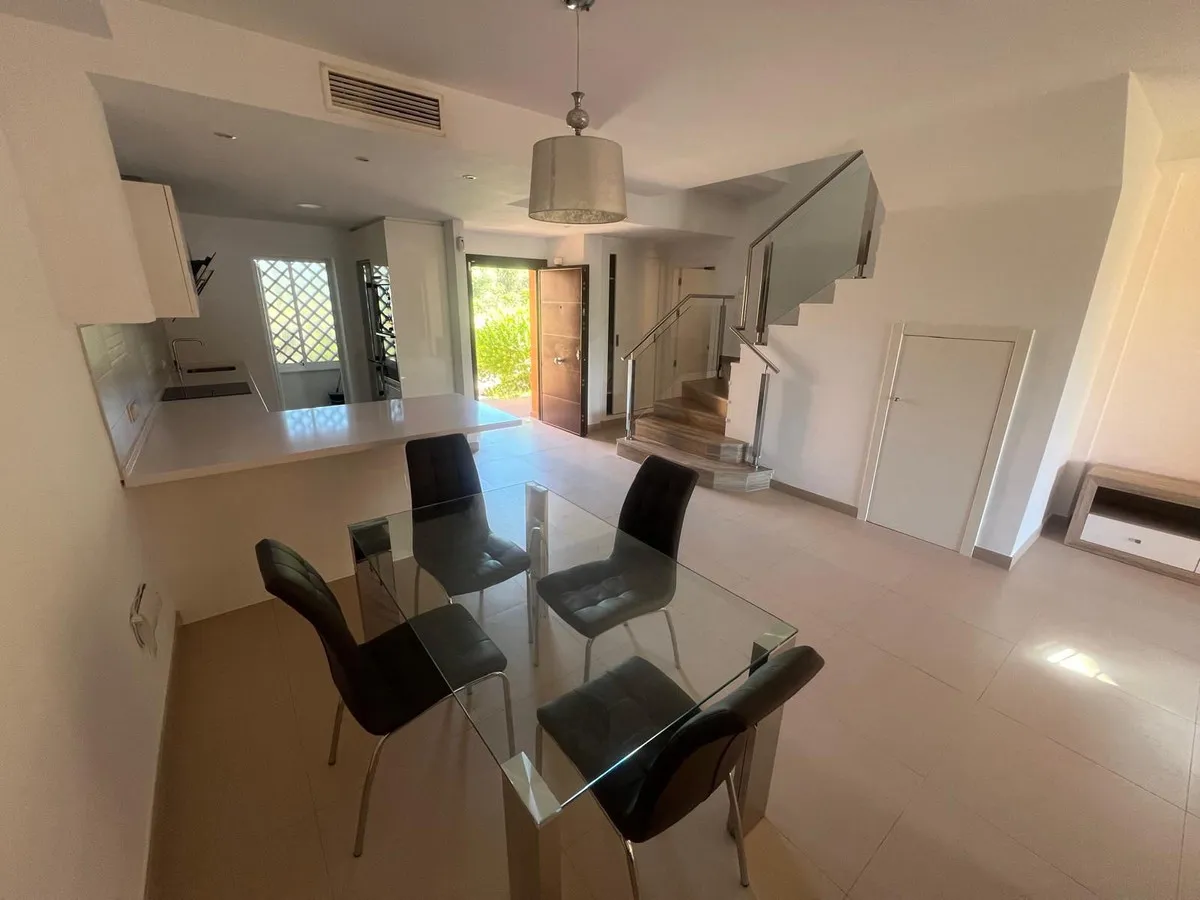 fb98a5b8-d391-45d6-a0ff-441d92970911