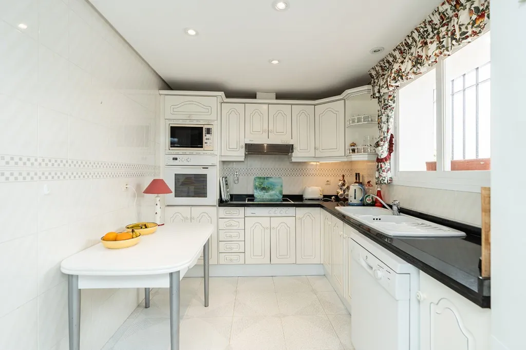 48e8c601-4a98-45b4-9202-4daf34a014e0