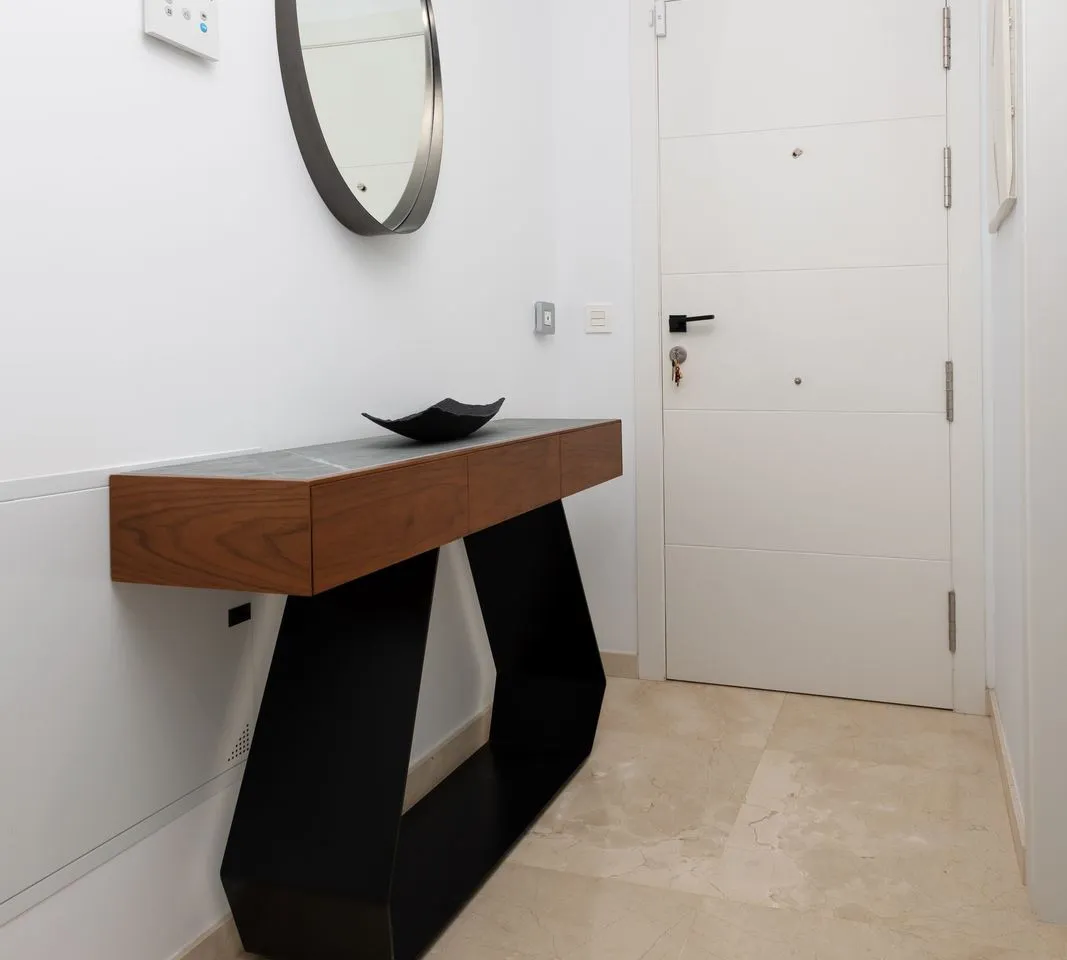 e0c4bfd2-cb87-41da-8a99-e1826b4e2038