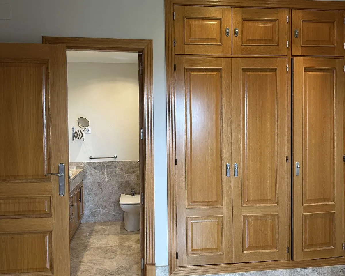 b4c2faf7-7955-4eb2-a855-2f1564074c80