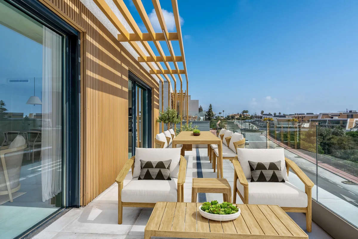 286320bb-cb56-40b4-9cb7-f861ff37298a