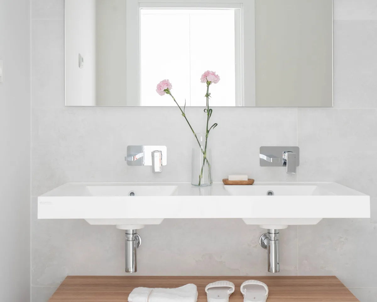 49a0e373-f521-4aa4-a6f8-c4d348710861