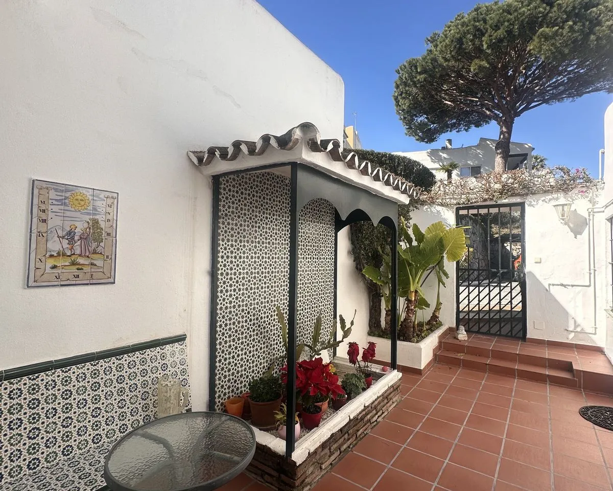 ee7139ec-e5eb-488a-a59f-dfc8ba35f1e8