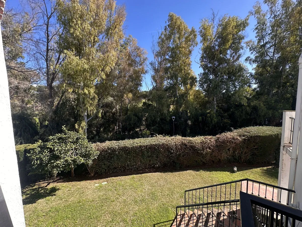 f749f7cf-42b8-4b33-935e-c353de88b122