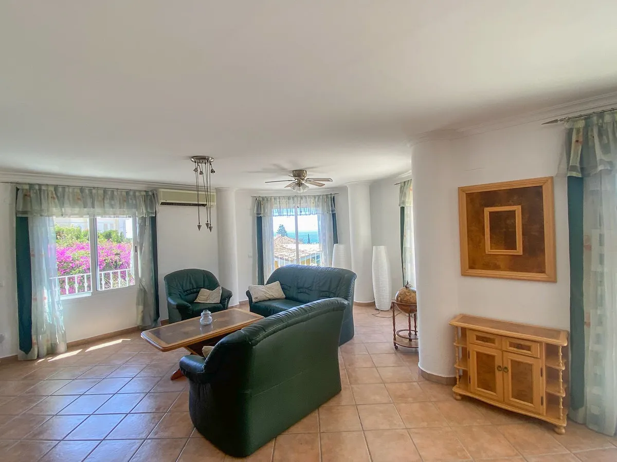 0e978641-1ed7-4ff4-a1b4-33688d8c2088