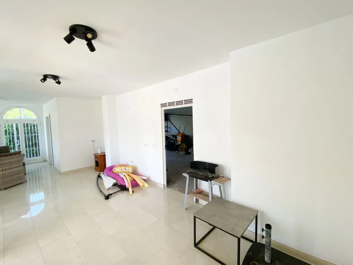 c01ffd51-606b-496d-915c-533555879a60