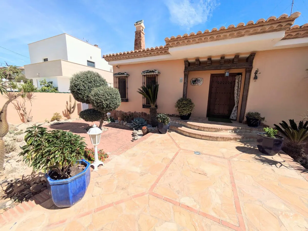 3e04f396-74b2-4021-9315-5e7f0072f2fa