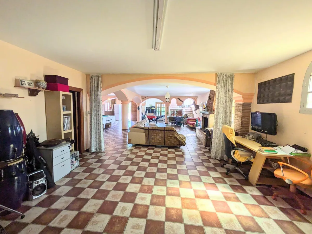 7e1c0abe-fd32-4ca0-baf3-d6a99544a306