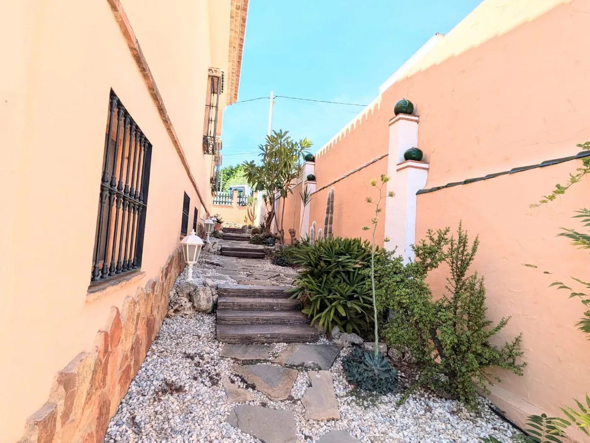 a7629906-15d0-43dd-8250-c68e154ae9df