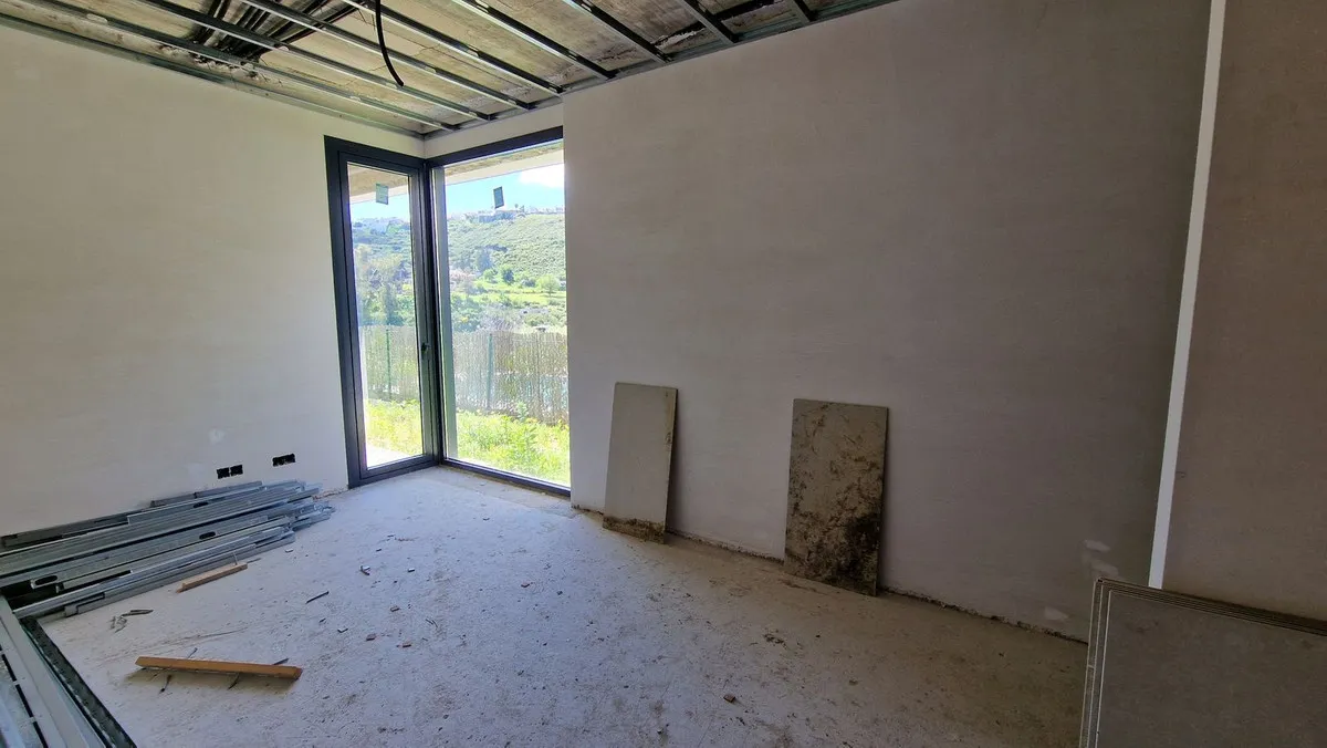 f37391af-b524-42e6-b773-7f628cca09f0