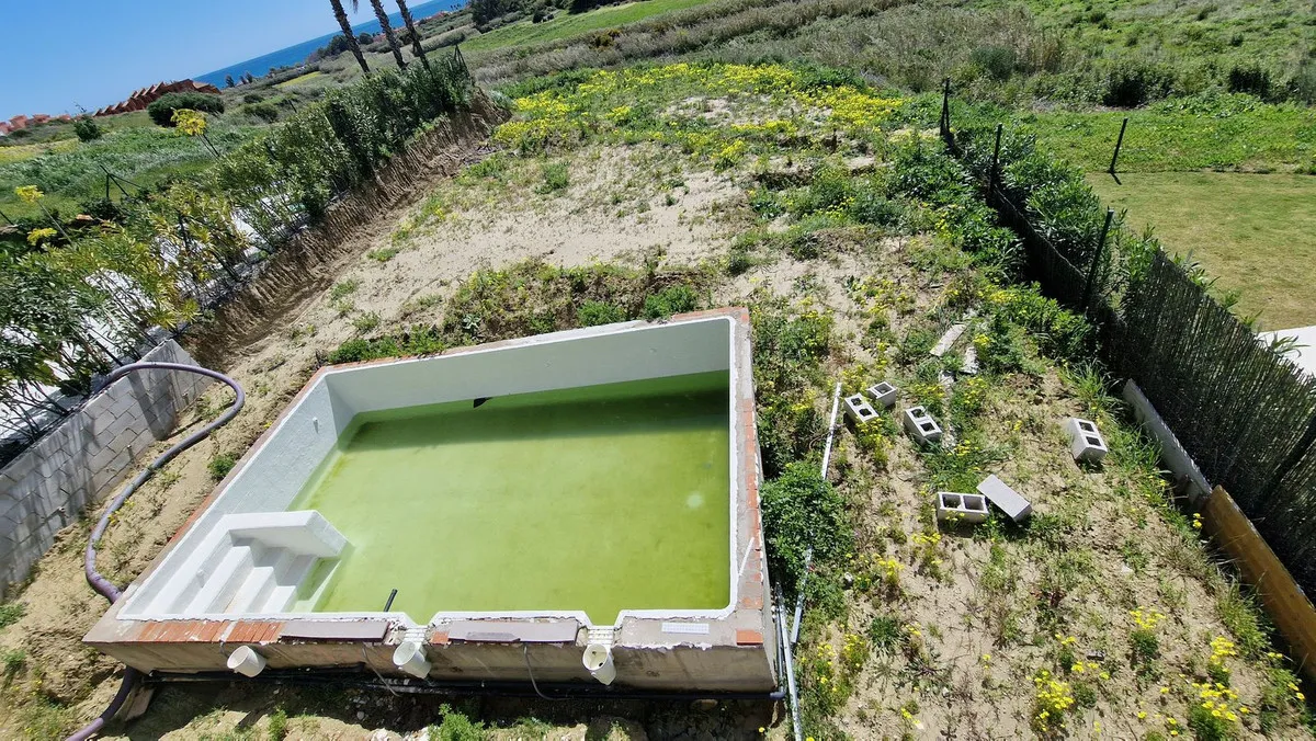 f6fe1df1-a521-42df-9e61-df30702ff567