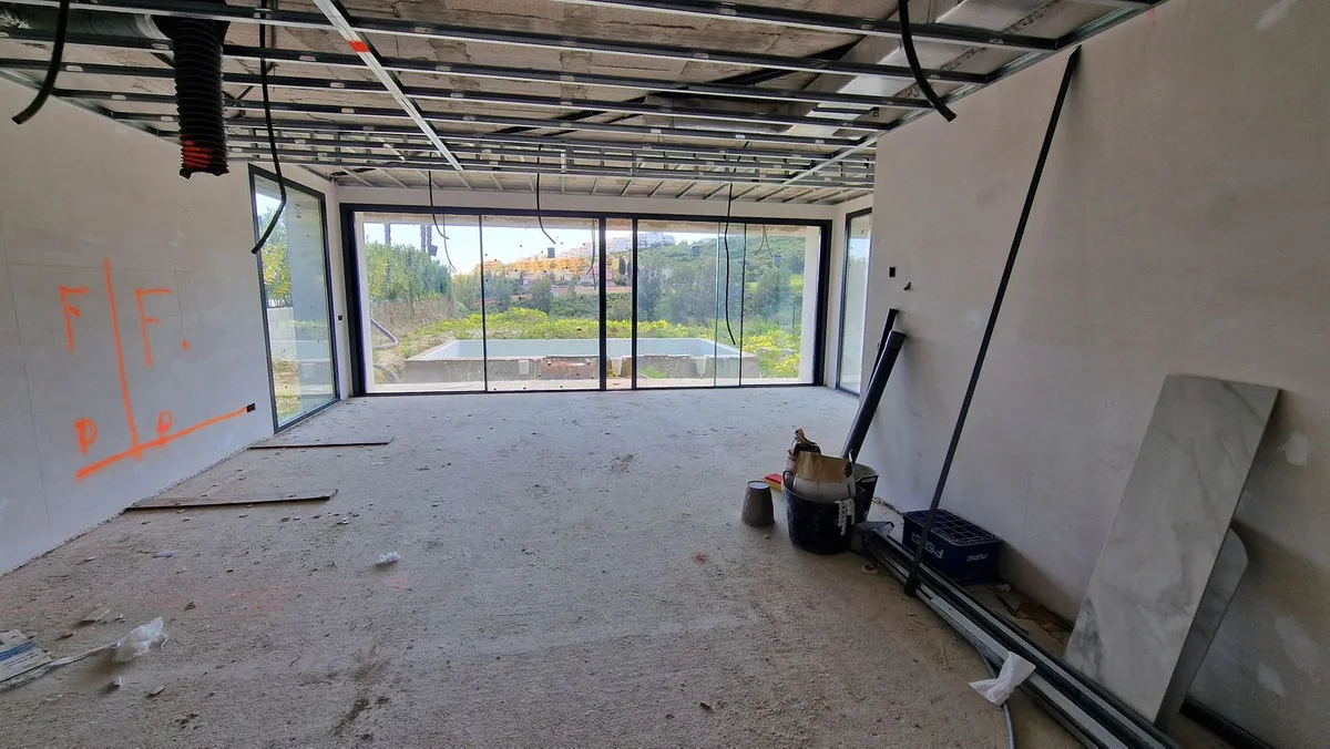 ffe183a1-3cf7-4833-98da-5f04a96686fc