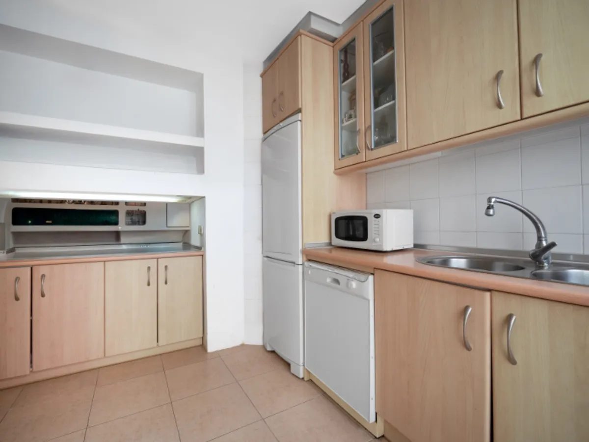 06e945d0-e2e9-48b9-b4a4-d38a99594953