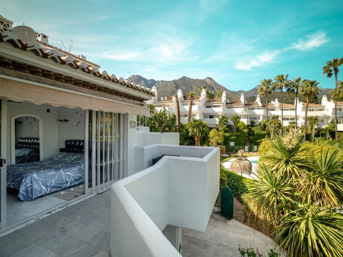 2c5db0e7-2cd2-4639-95ba-a2d6511c4f3e