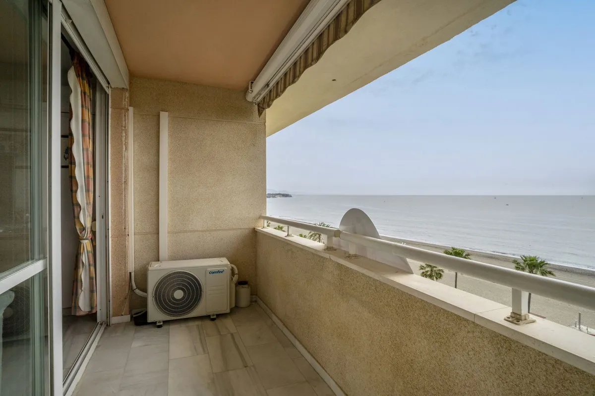 863708c2-674a-4cde-8151-7116c0b01988