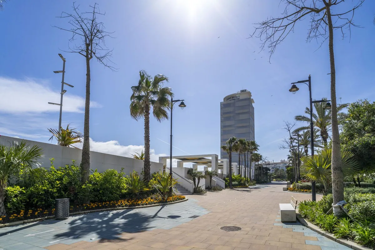 8a8c47a5-0da8-45c4-951d-89dd26fdbf3b