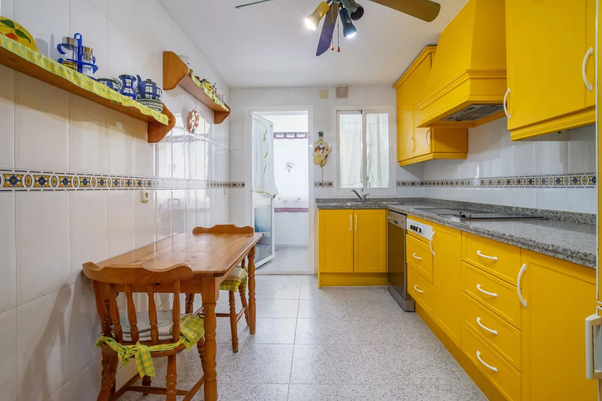 daa93275-66a2-463d-83ba-e4281abae512