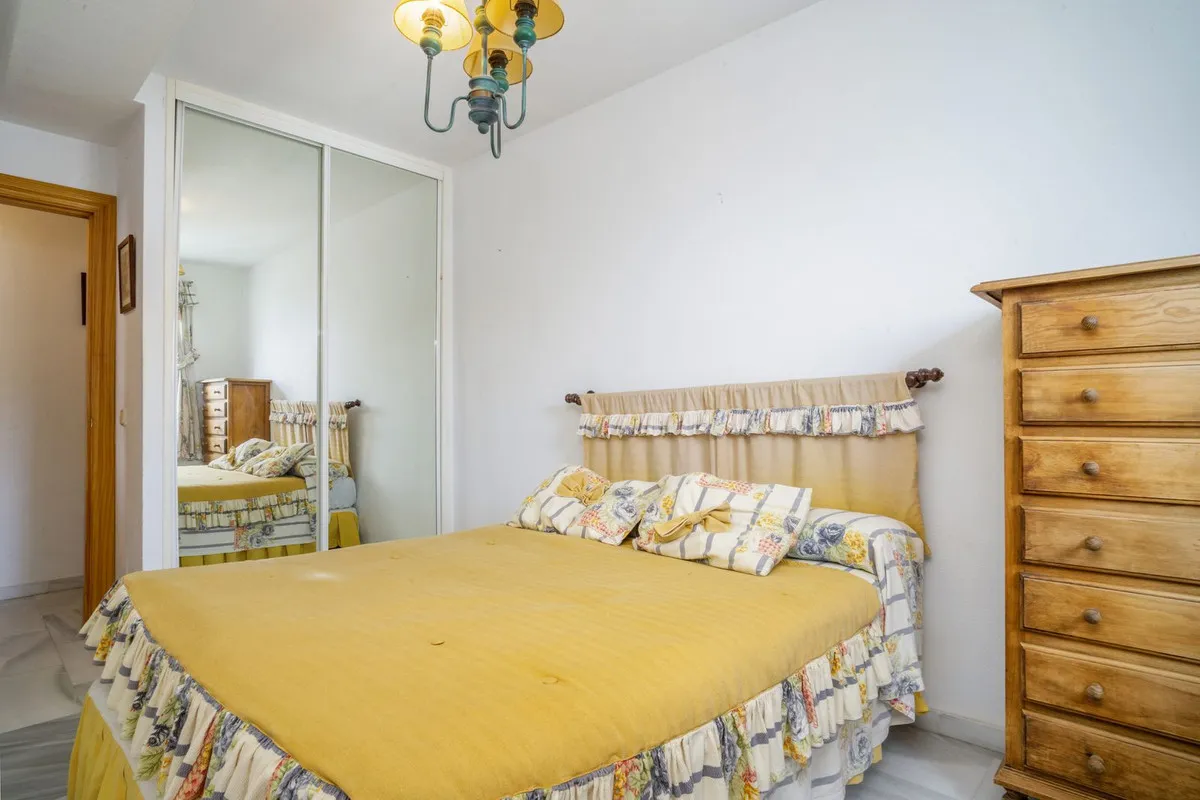 fd4794d6-e50c-493d-b4aa-84a06045731b