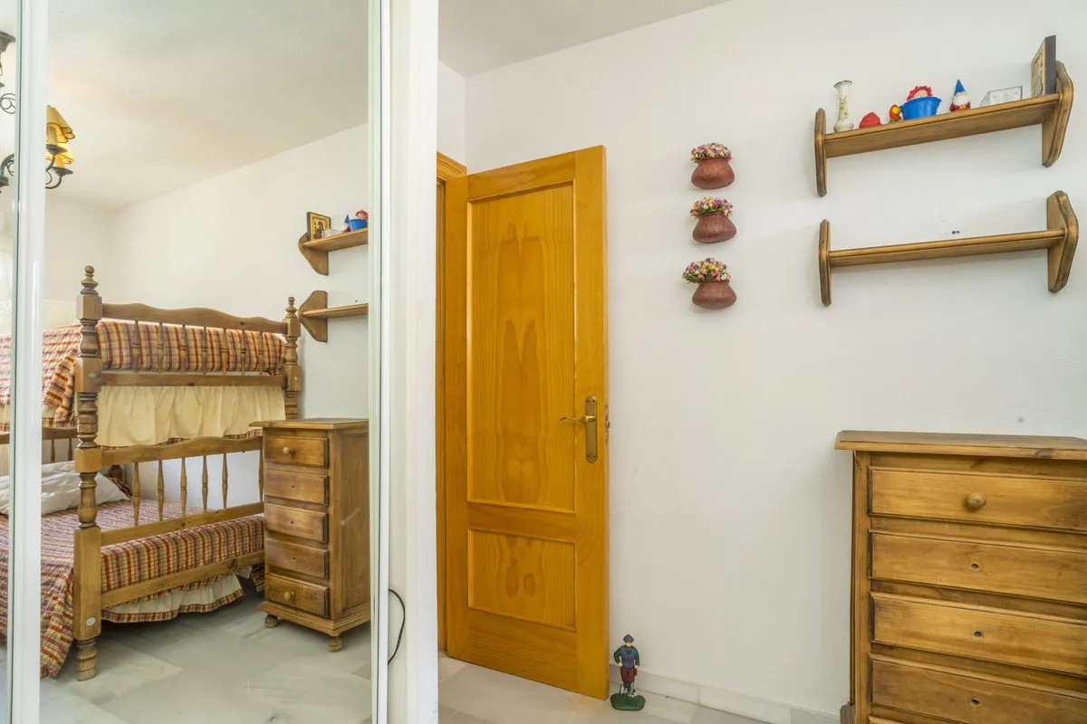 fffd0902-68ba-4aba-87d4-fcb69009c797