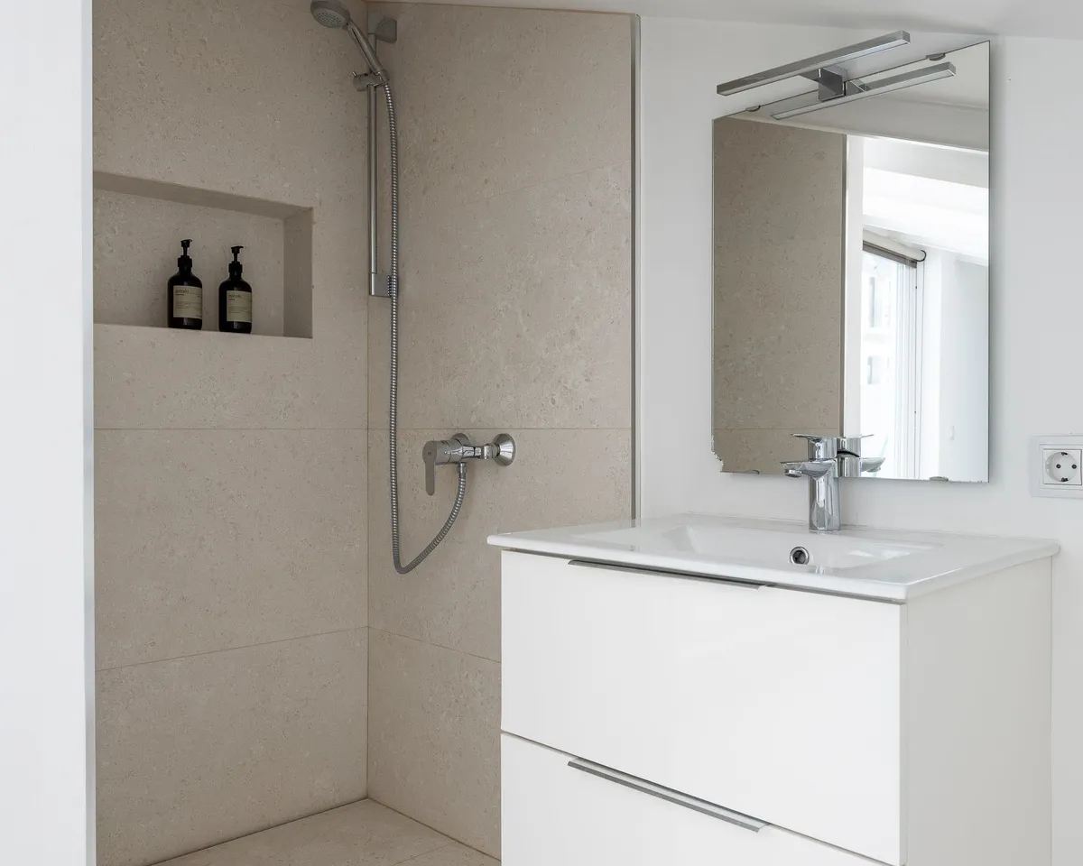 7821f0cc-4268-4a22-b213-e3158a7da741