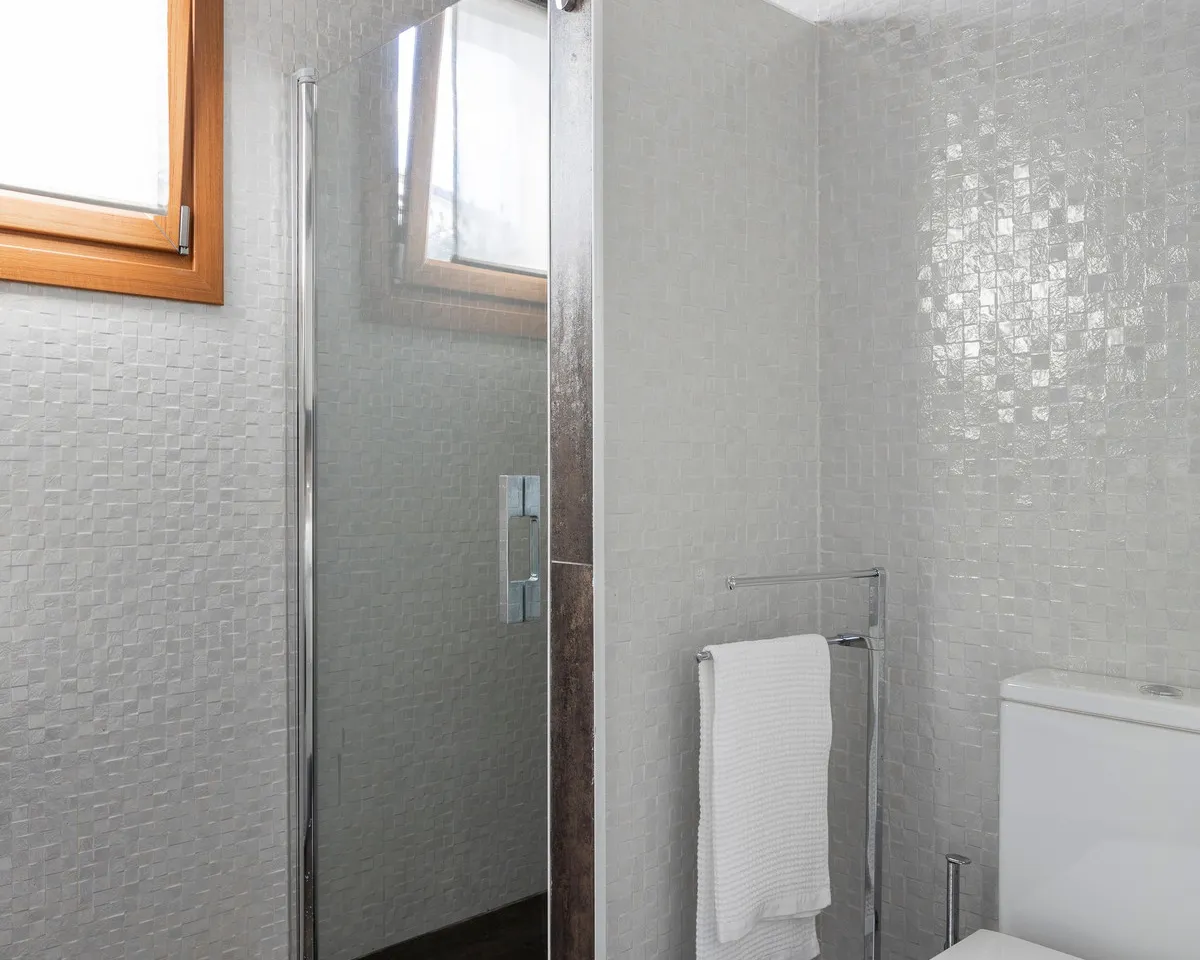 e78116e7-c7d5-4ffa-8bef-d41d631492c6