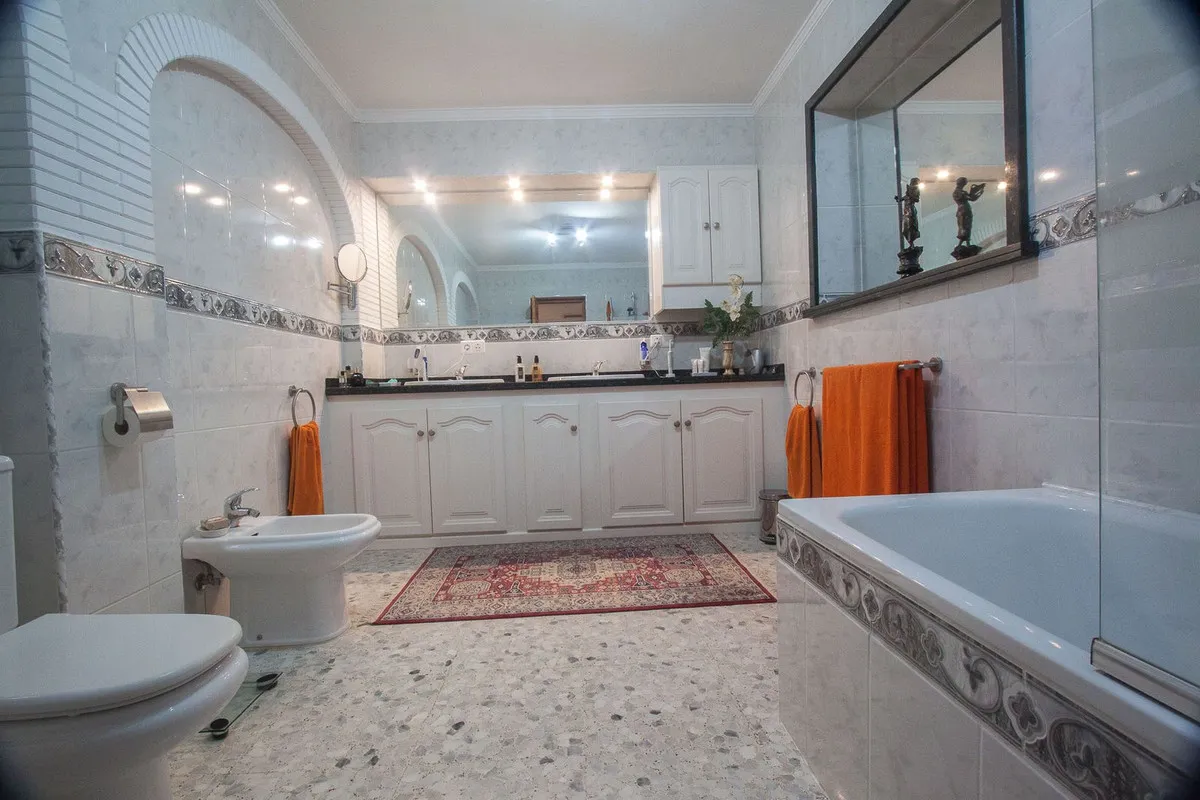 5754f7a0-c402-4db9-869a-387fc3ce10c3