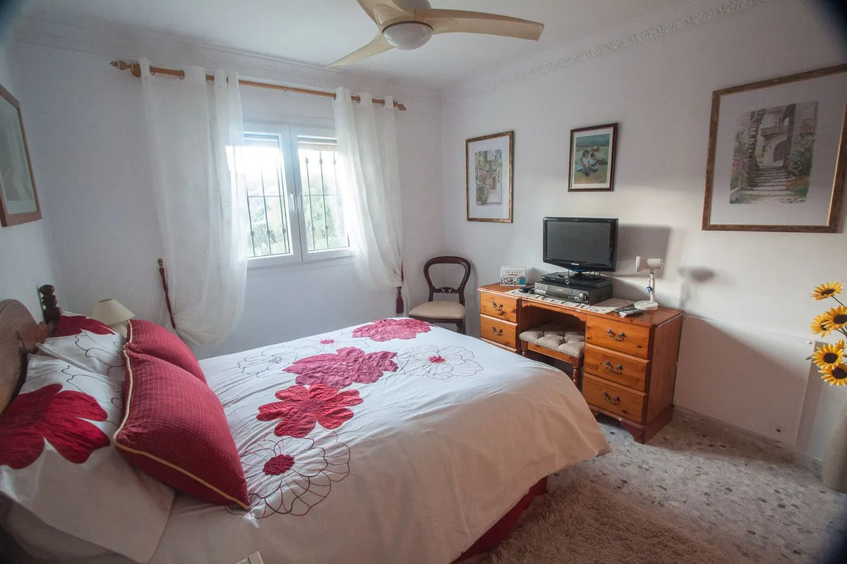 f3a112d7-5bc3-4c00-ac02-b5cbdcc0462a