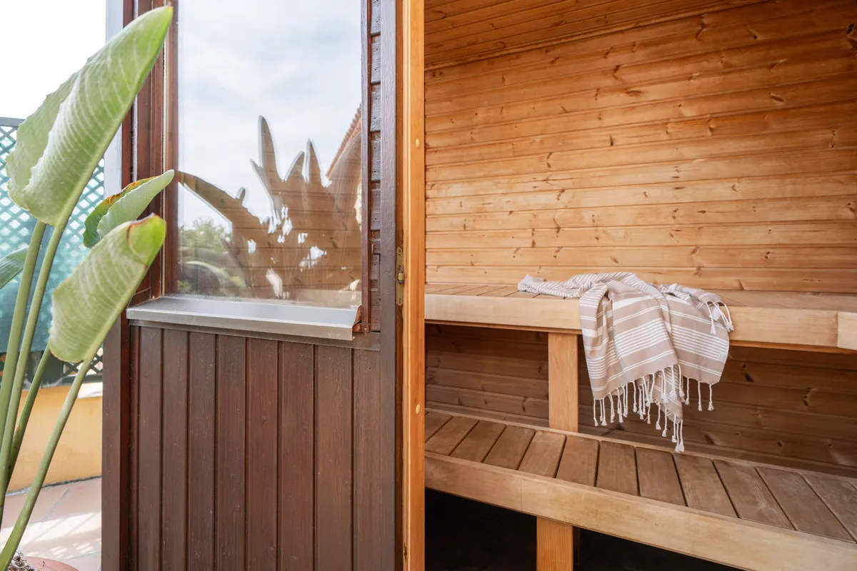 6c7d5885-55f6-4985-80a5-5ff174a25cc0