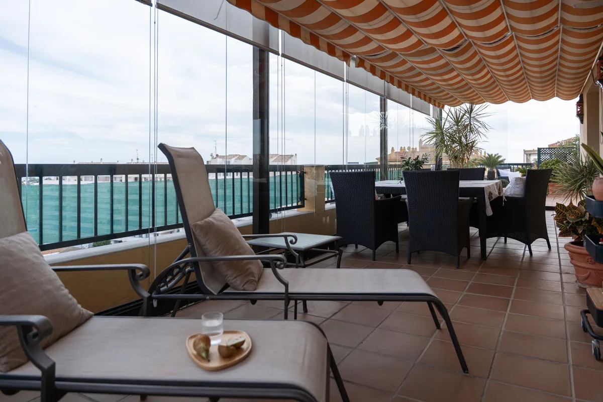 b934687c-d857-40f0-a323-6f851a123adc