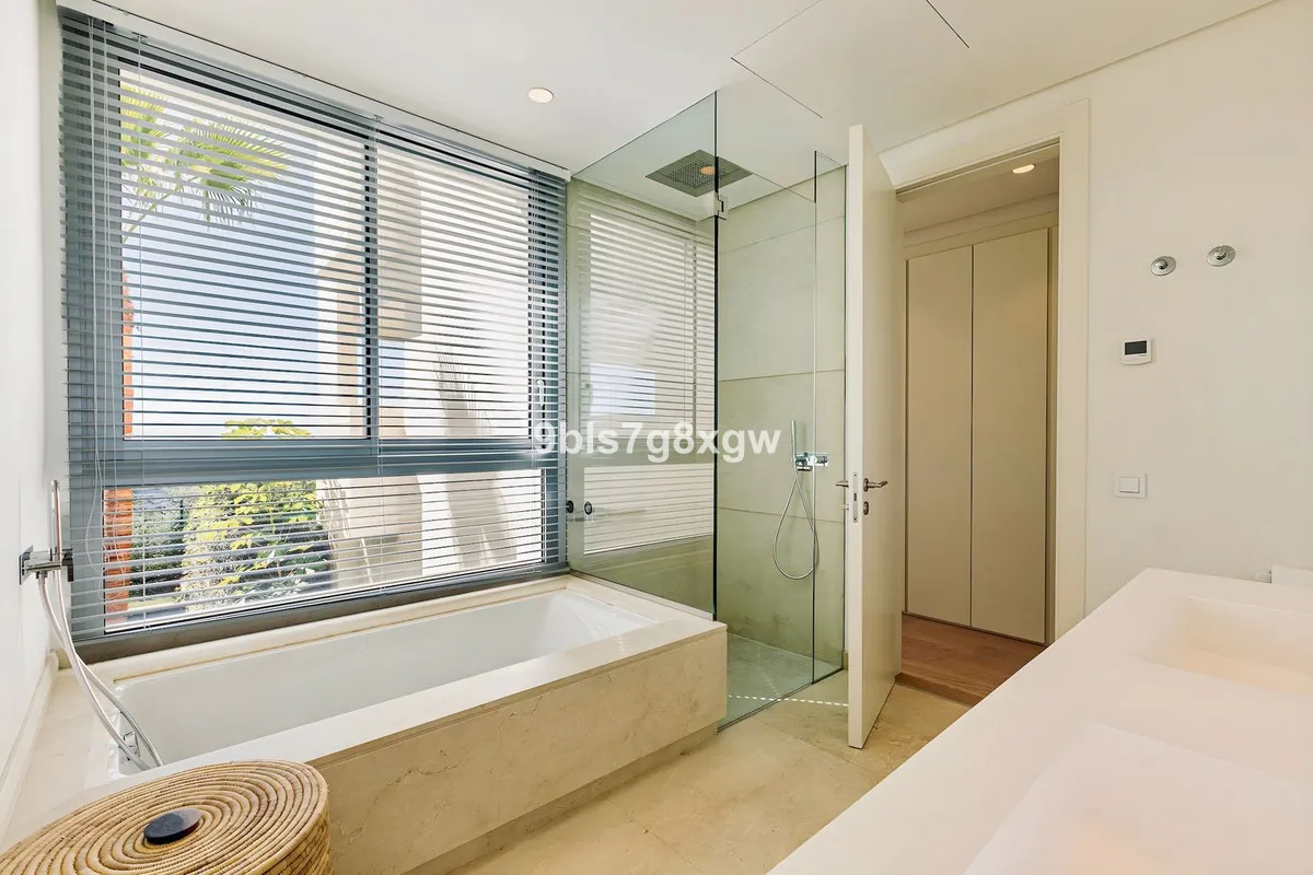 8643a0ad-e227-4a60-a87a-4b72d5cce9bb