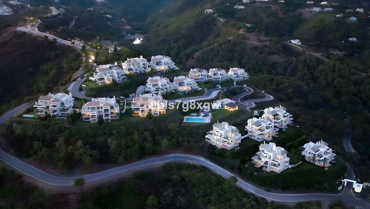 e65ed88f-fe6f-443e-9b8b-ac0edb4730a9