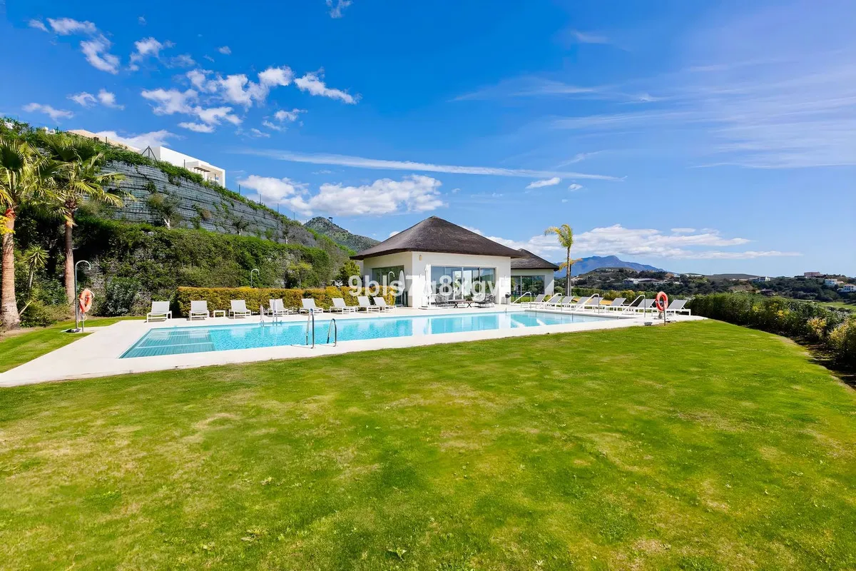 f0b6f0a1-ca15-4d39-8d9e-7c76a239dbcc