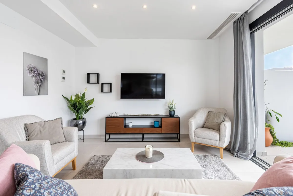 90523395-69ec-4338-8ca7-9b2dd39b05f2