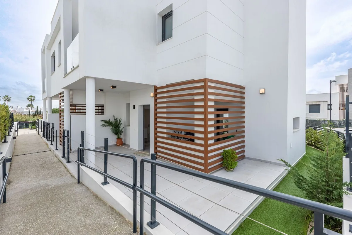 9c73dd1a-ff2d-47c5-b959-4addd6138d2c