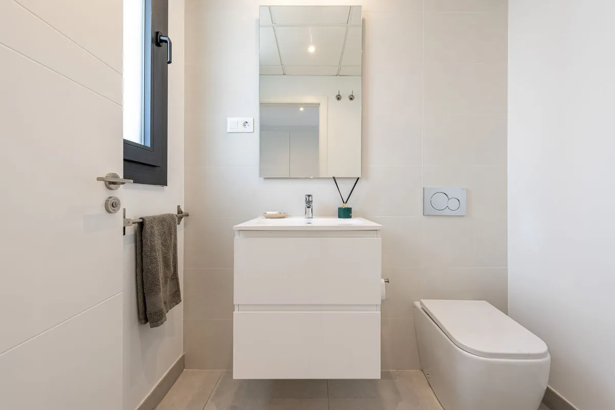 b41c4b85-94eb-47b8-aa88-f6193db2cfab