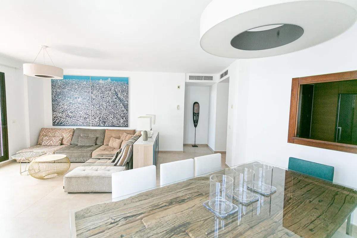 39046534-159f-45e0-aff0-1b71be6e55e9