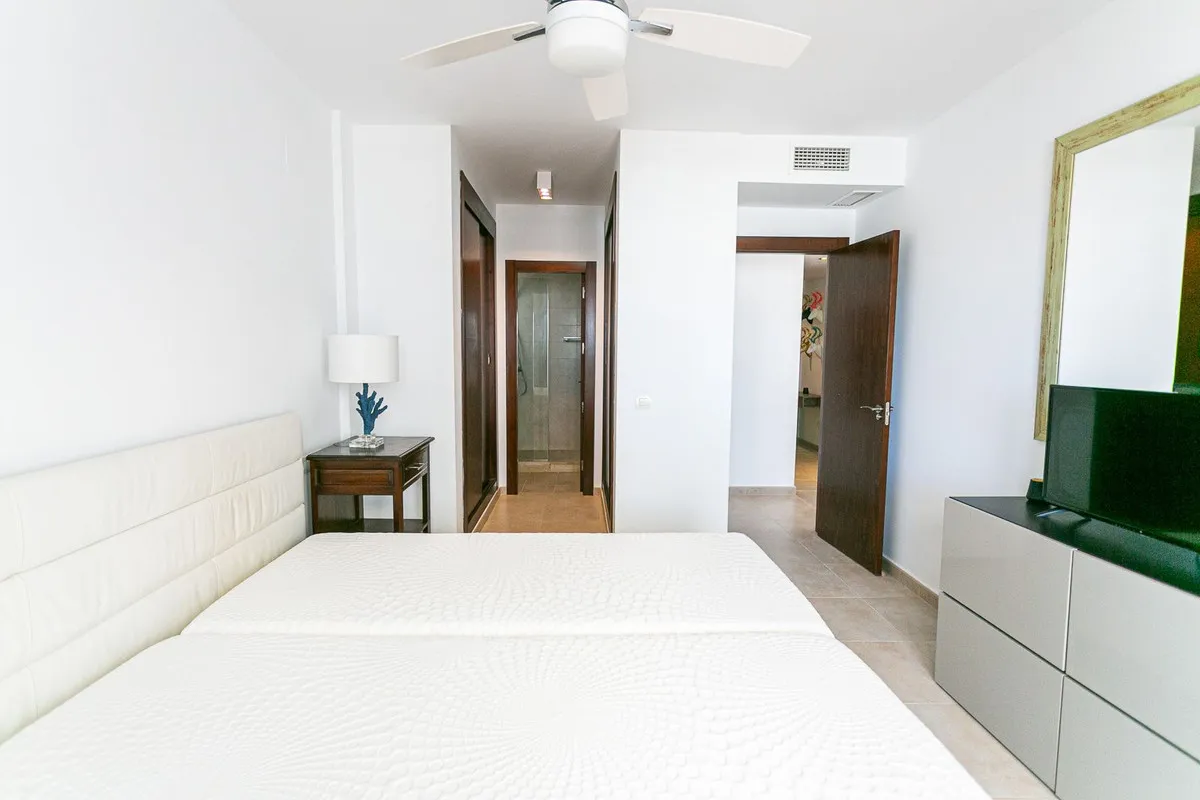 73236ede-9003-4b1f-a039-e446b6cefb10