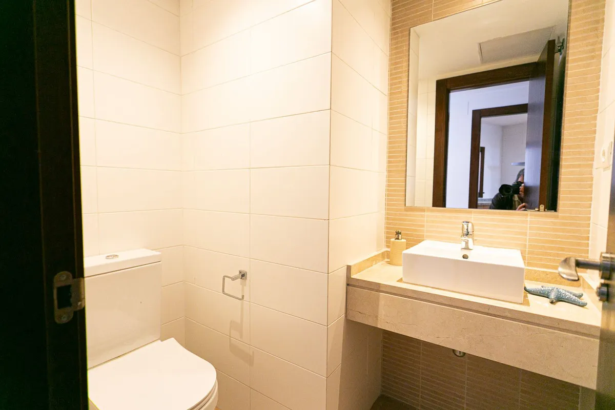 7d680c8c-9784-4561-9a5e-8b857e09c351