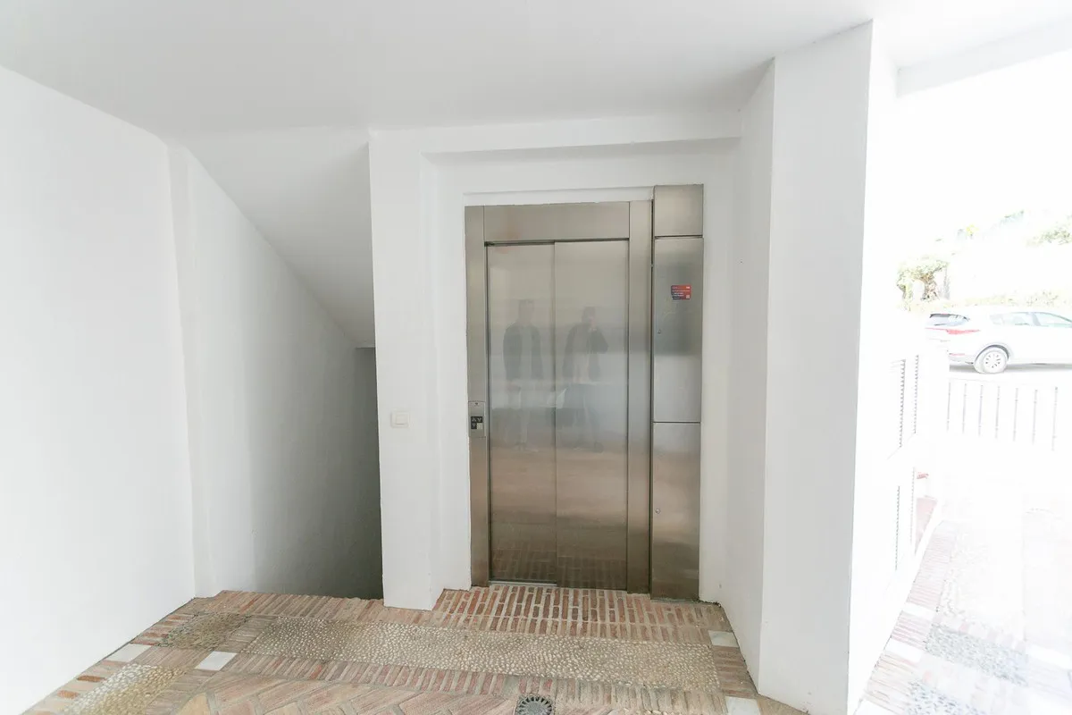 8493c281-ff6f-4a20-b2fc-d9f84fb2d5e1