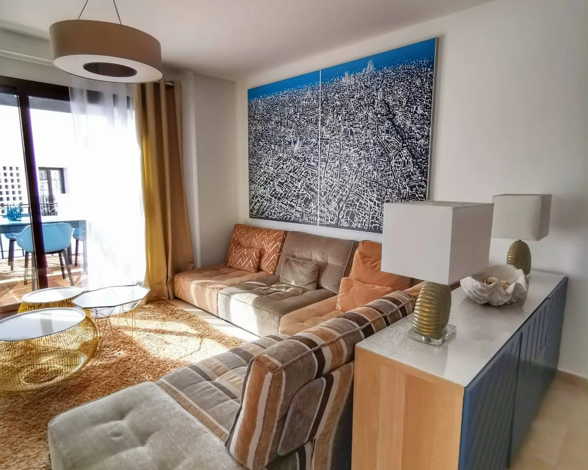 9fb333ea-99e8-4632-8235-83f79f702376