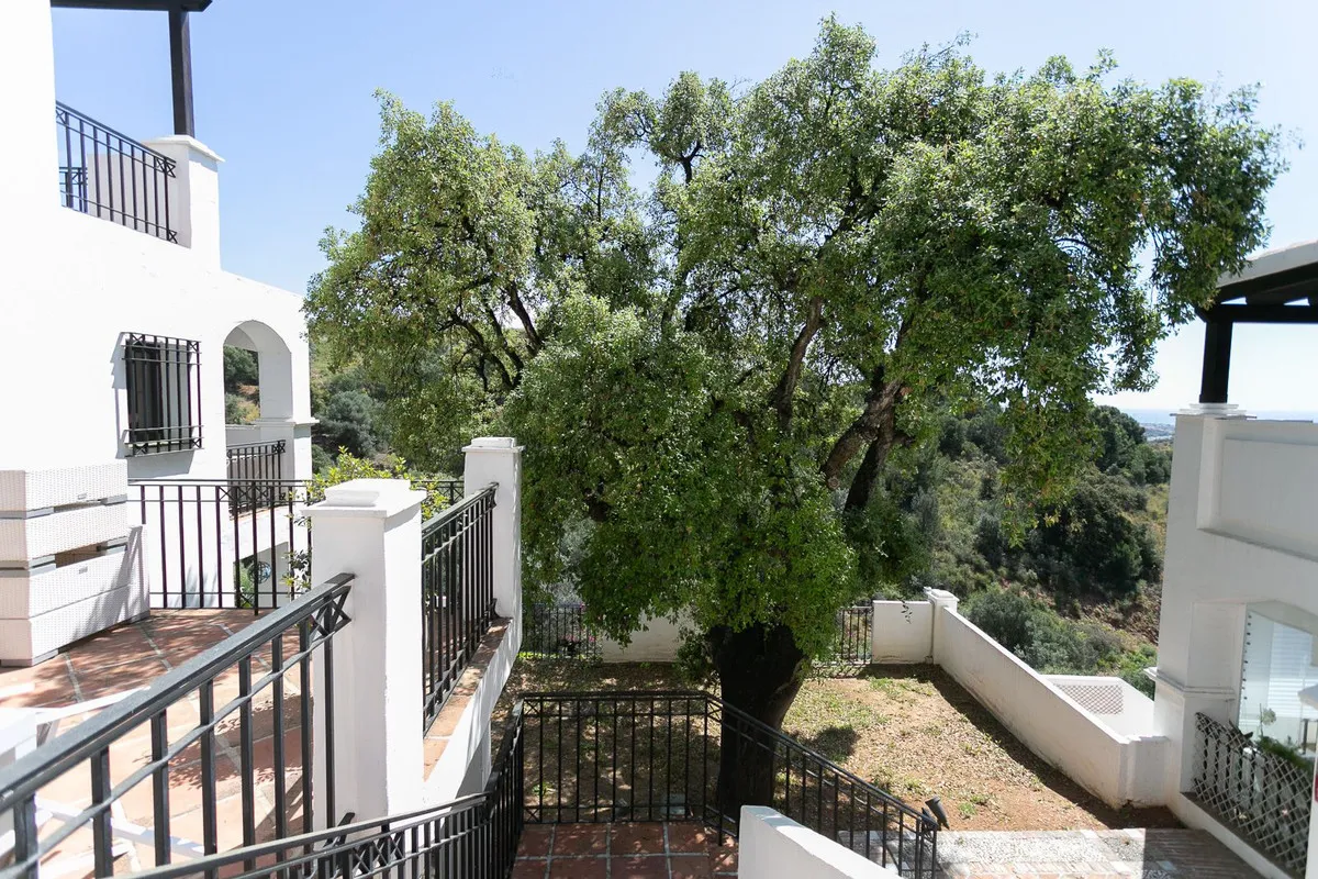 9fd76507-eaef-486b-9600-a8465747e1c4