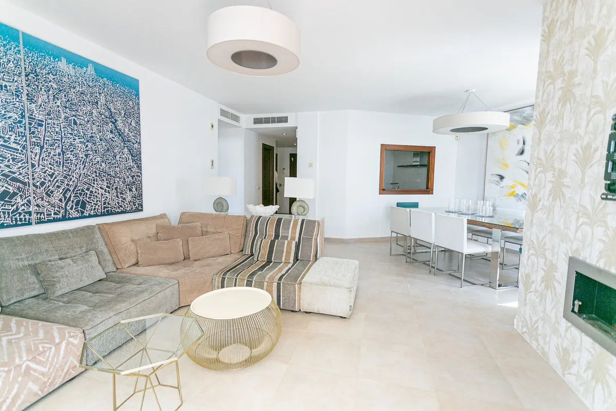 b2eea94e-1fa7-4821-b350-47f9cd8a0656