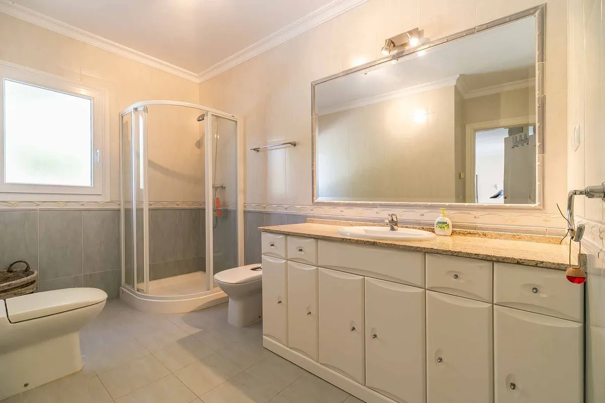 0258644f-f28d-4ebd-94da-134443831fba