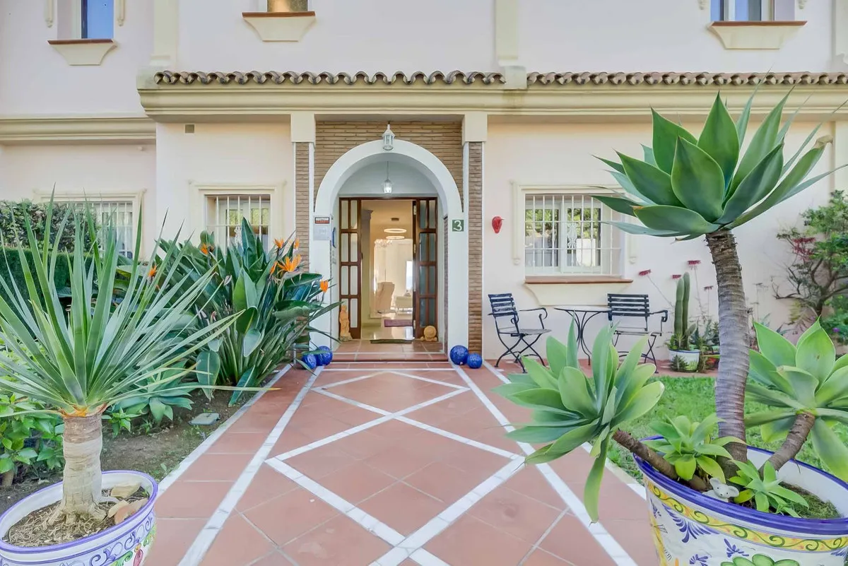 08238e3b-1377-4c56-8cc4-28386856b4b5