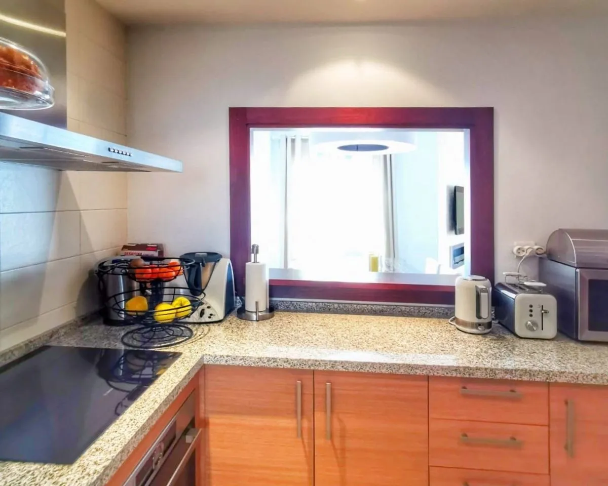 2e7774e0-34d7-46d5-a53b-dafe7905efb2