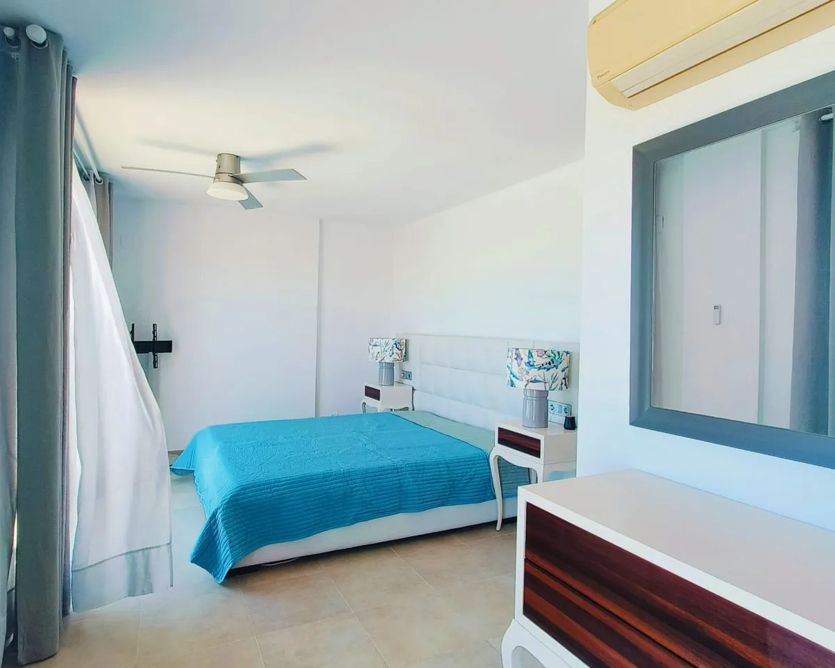 8eff06c1-53e7-4fce-8f7d-f16374da5bc6